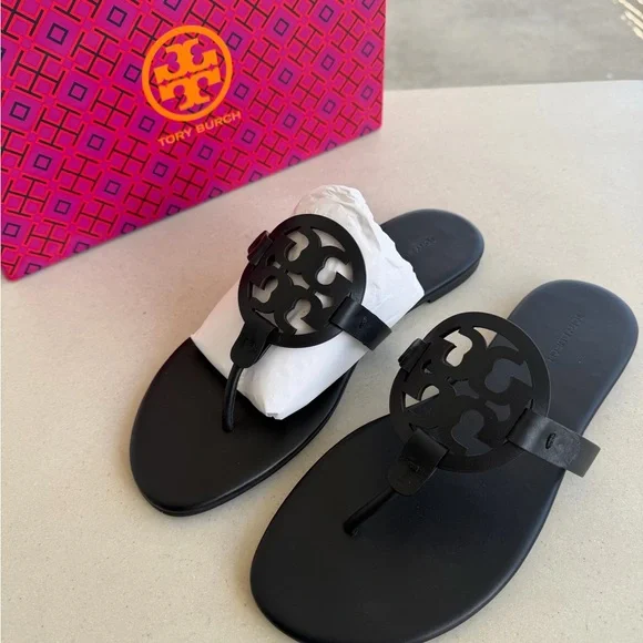 NIB TORY BURCH MILLER SOFT SANDAL  LEATHER PERFECT BLACK  WOMEN SIZE 9 - Picture 2 of 16